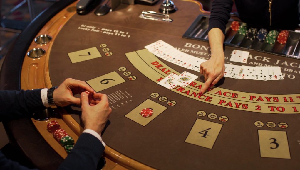 Building a Strategy for Consistent Real Money Wins at Online Casinos